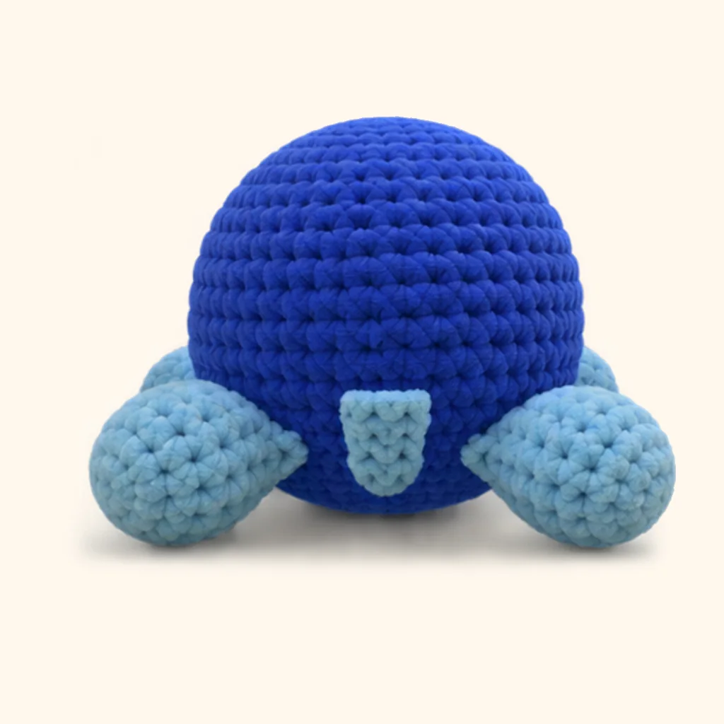 Blueberry turtle crochet assembly: attach the tail