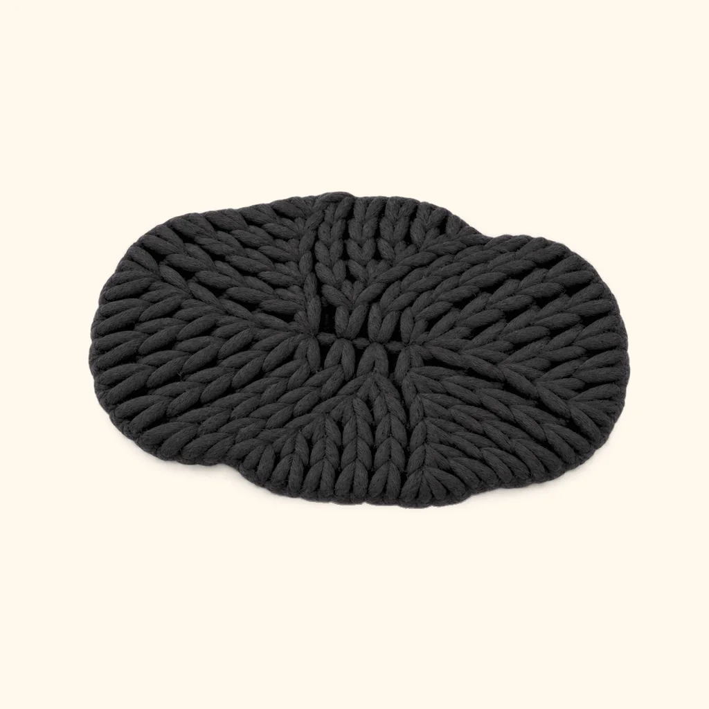 Cow amigurumi: the finished eye patch