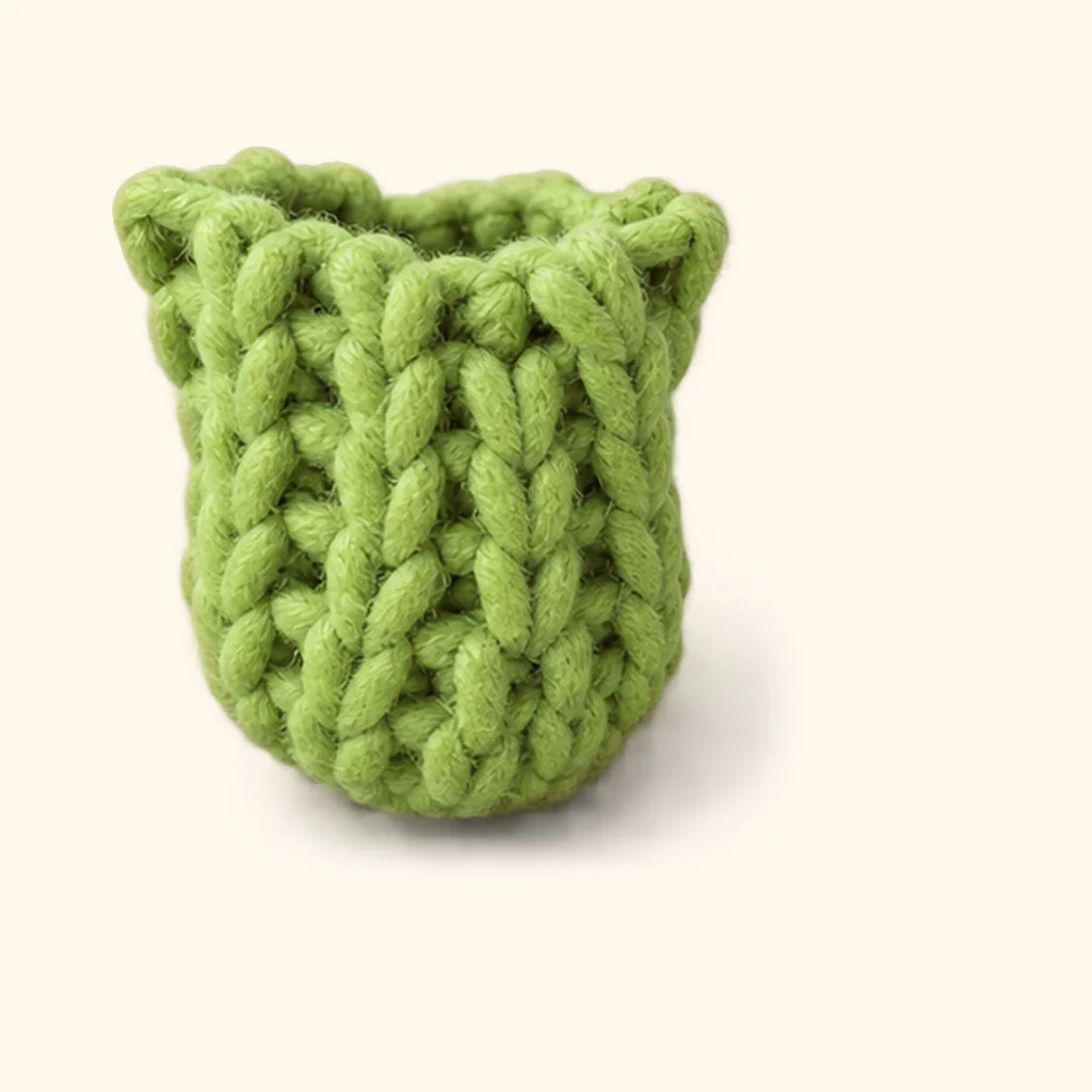 Dinosaur amigurumi: the finished arm