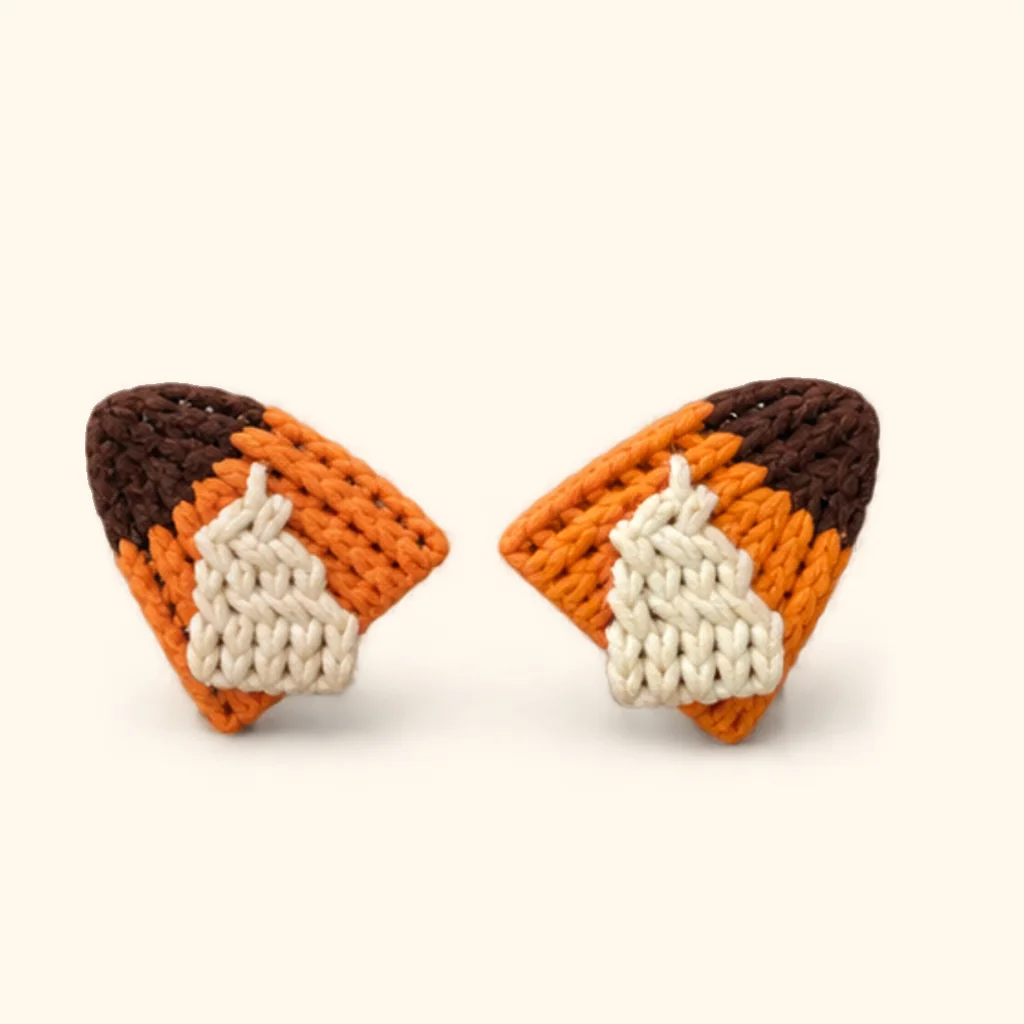 Fox crochet assembly: attach the inner ears