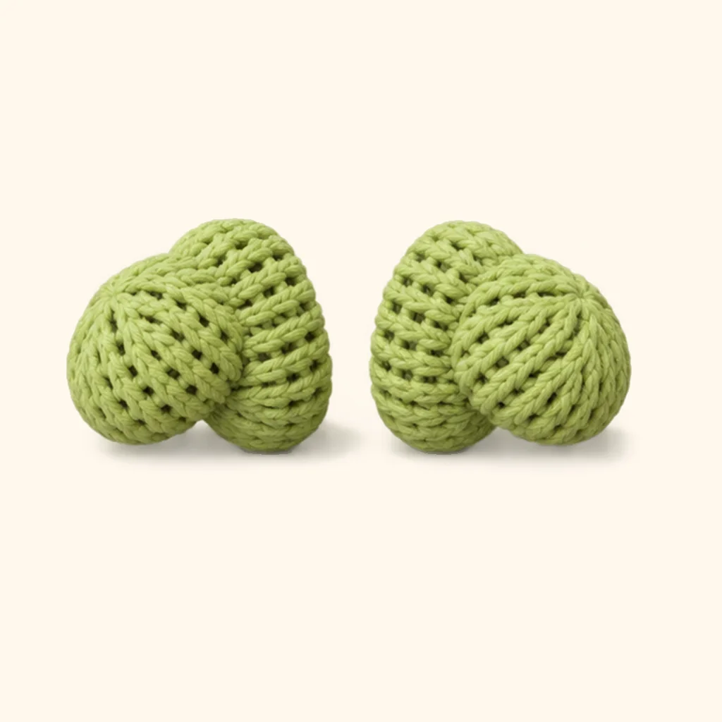 Frog crochet assembly: attach the feet
