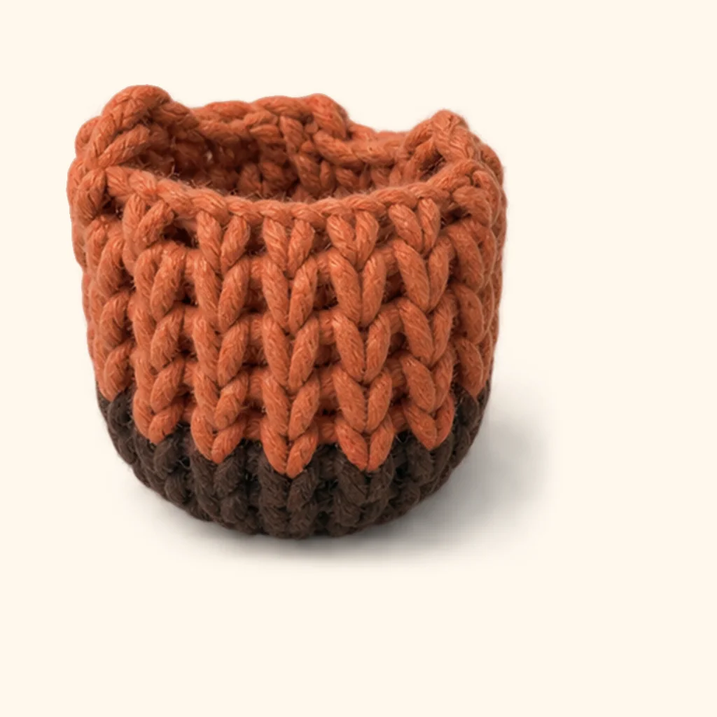 Highland cow amigurumi: the finished front leg