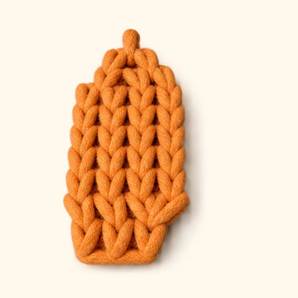 Highland cow amigurumi: the finished upper back head lock