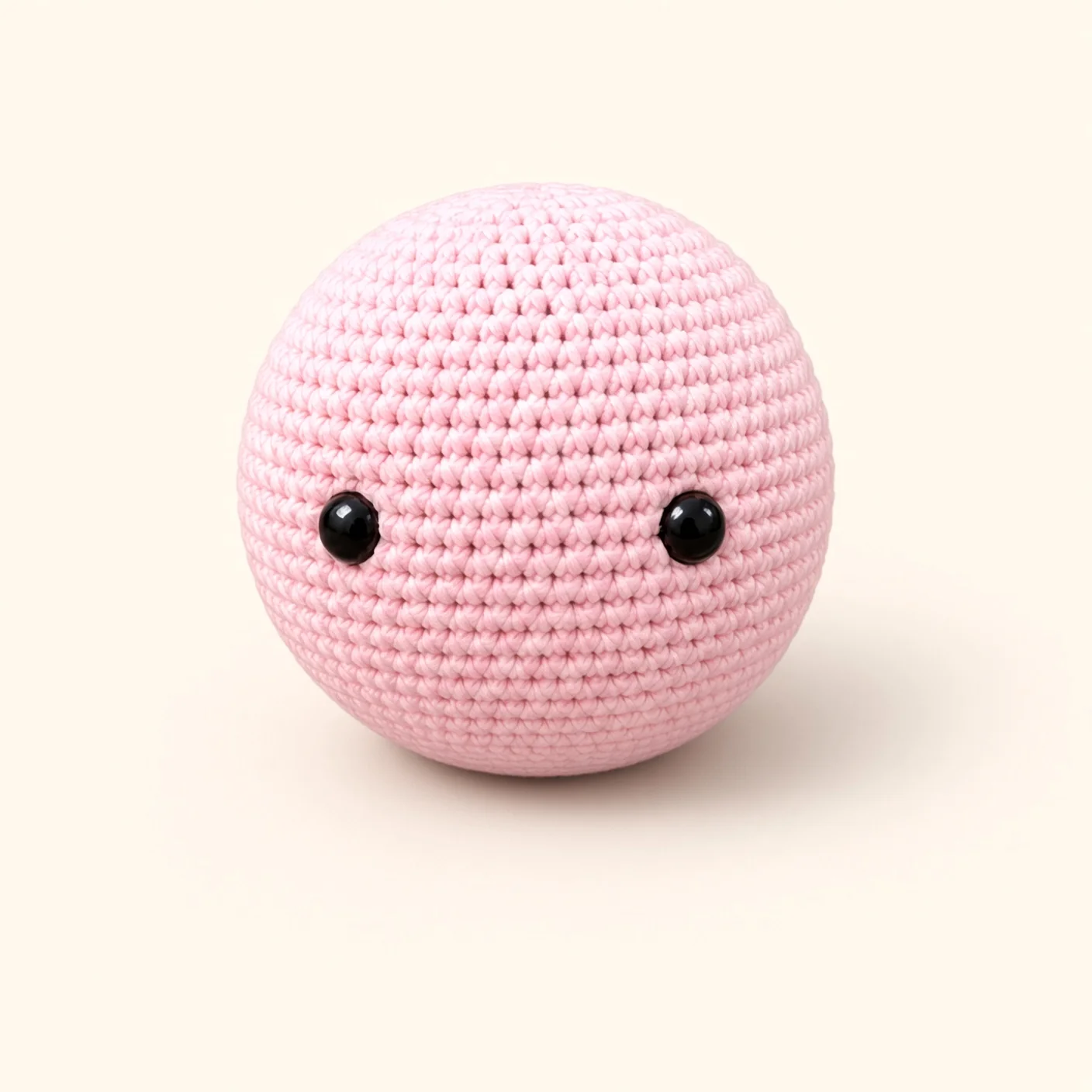 Pig amigurumi: the finished body (head and body in one)