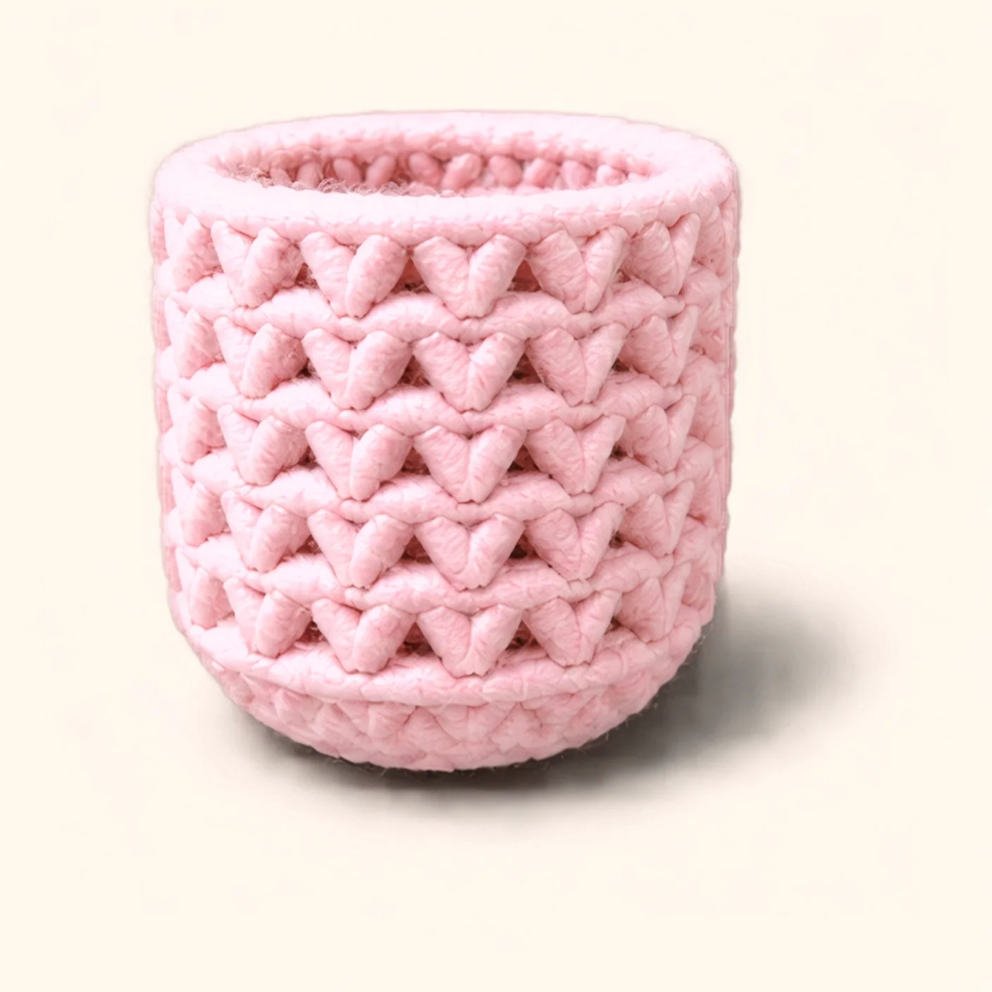 Pig amigurumi: the finished front leg