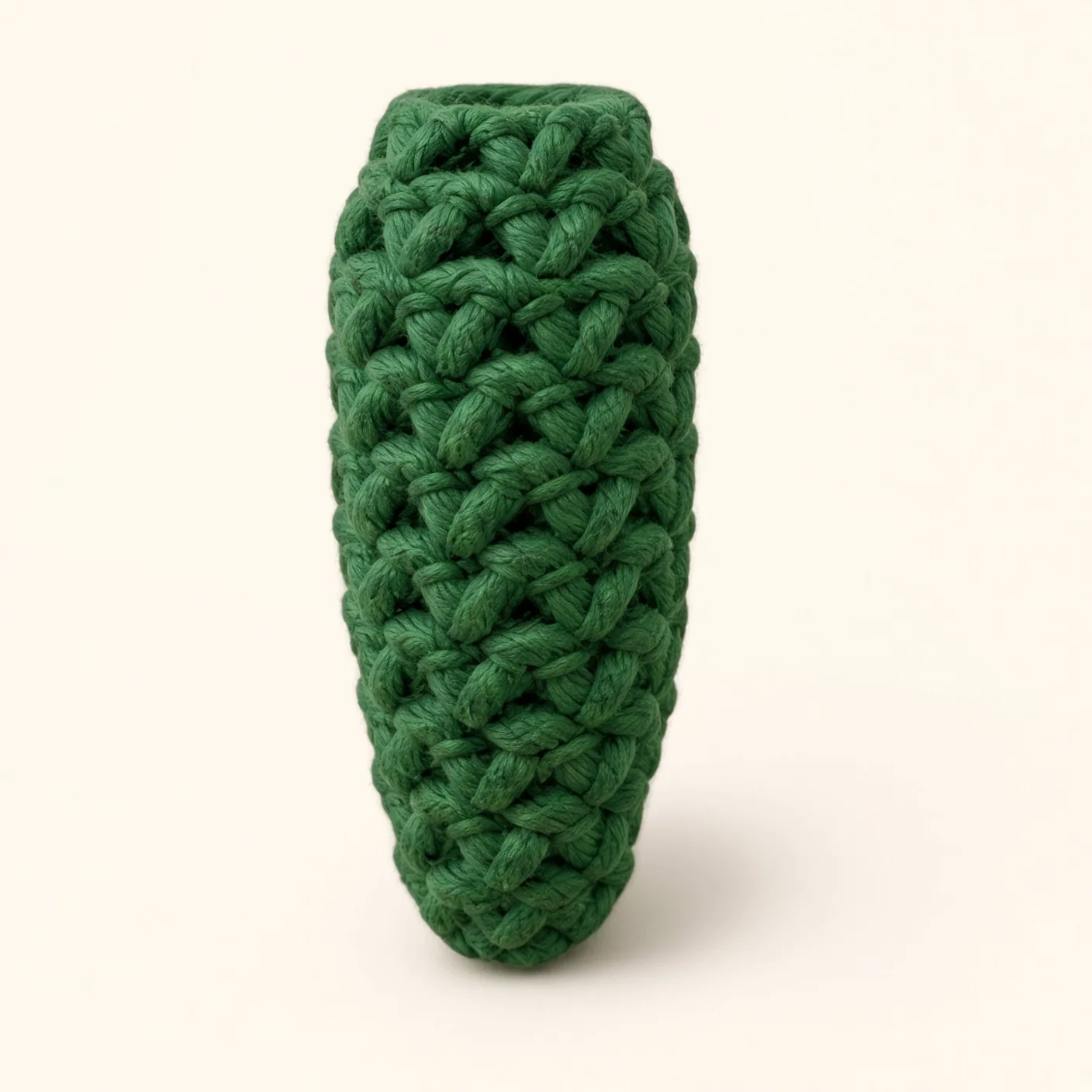 Pineapple amigurumi: the finished inner dark leaf